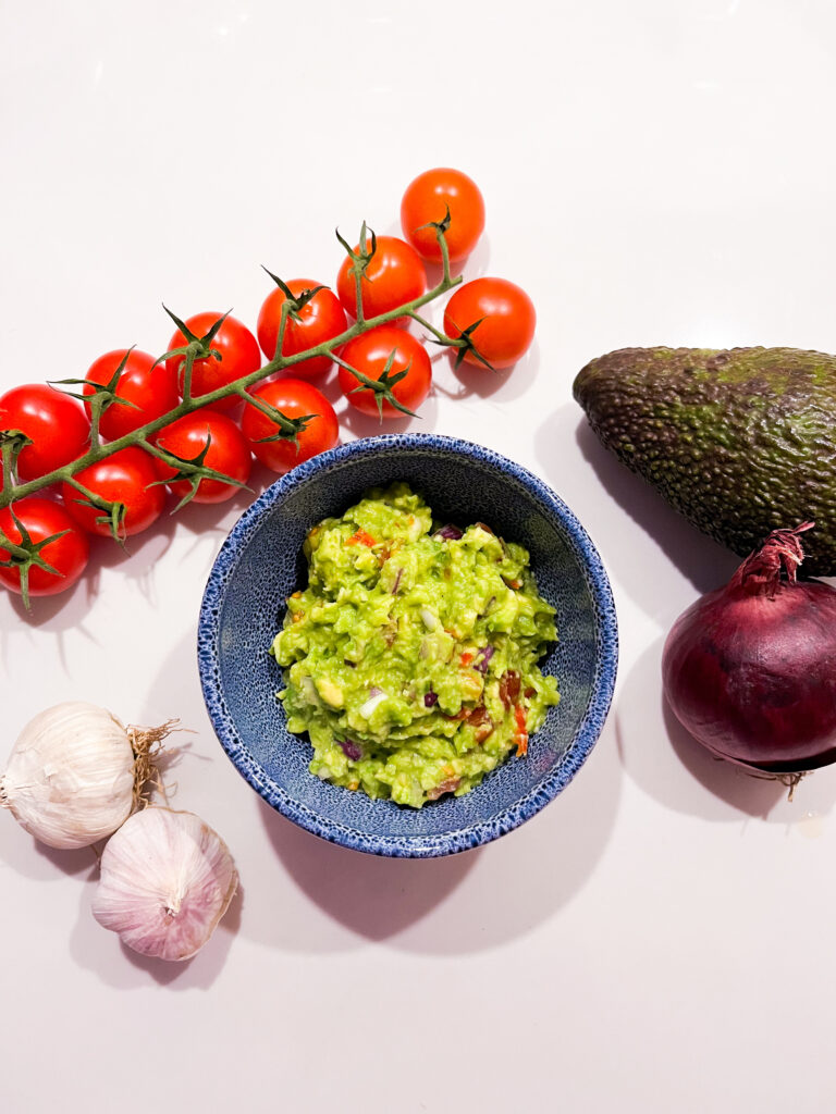 Zelfgemaakte guacamole – simpel & super gezond!